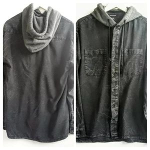 Urban outfitters Hooded Shirt Black Marbled Button